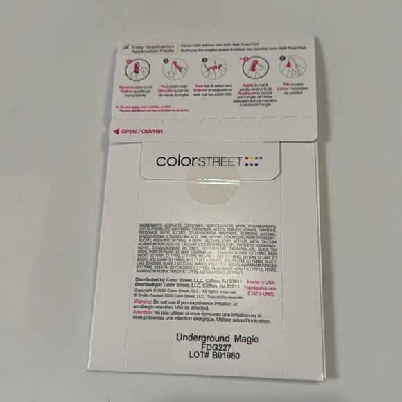 NWT Color Street "Underground Magic" Glitter Nail Strips Silver Black - Picture 3 of 4